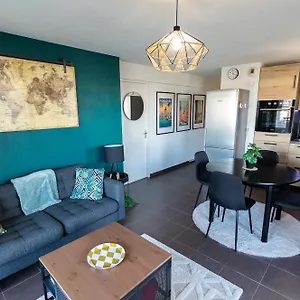  Appartement Chouette , Un T3 Cozy Proche Du Metro Et Parking Prive A Disposition