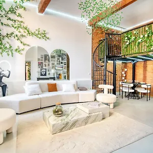  Appartement Luxueux Et Fleuri A Toulouse, Capitole